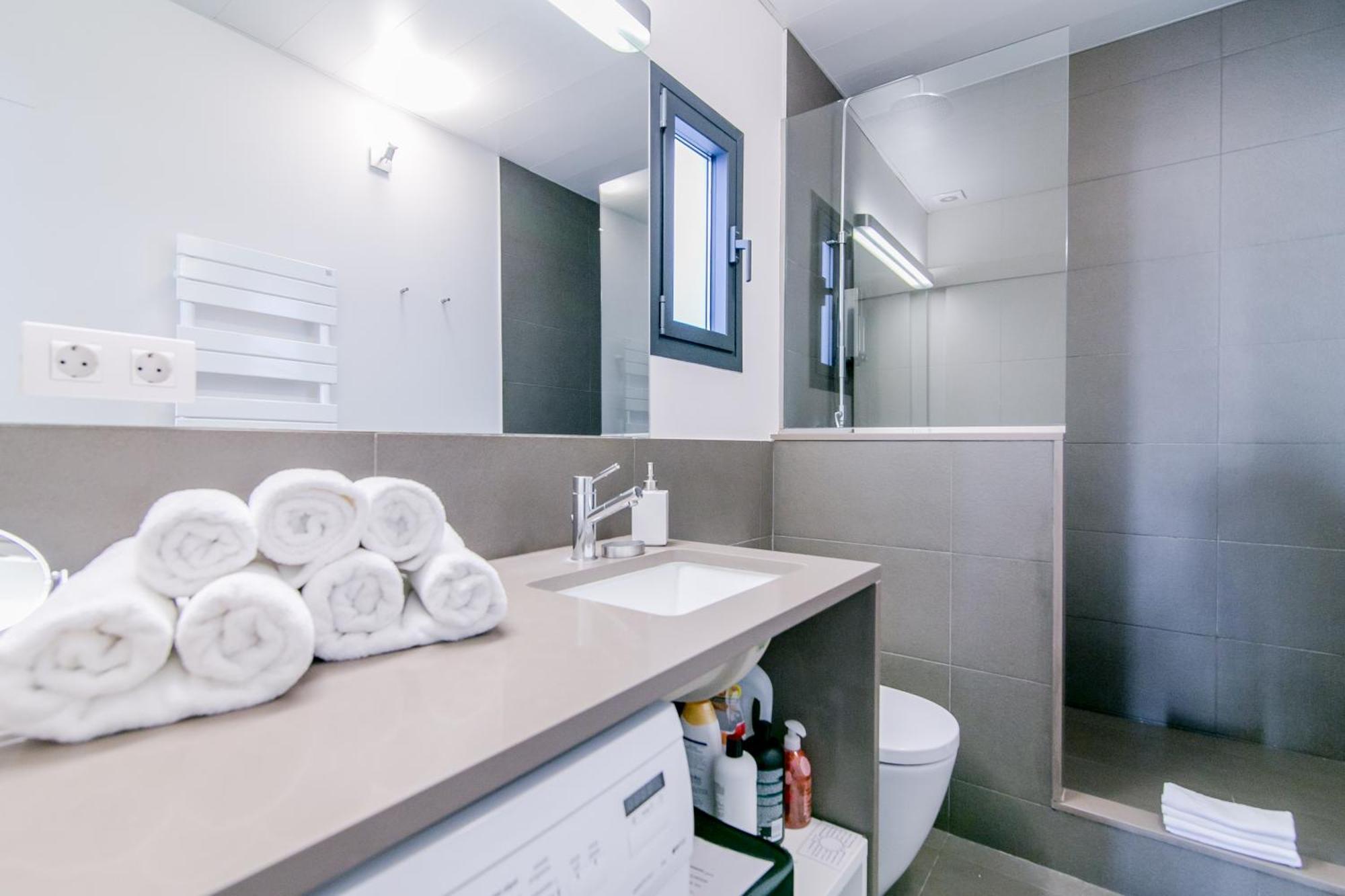 Deco Apartments Barcelona-Diagonal Экстерьер фото